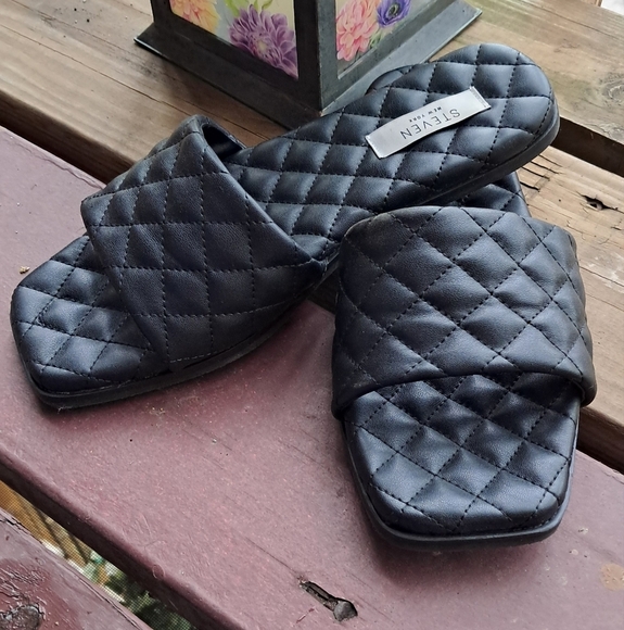 Steven New York Black Quilted Women's Slides Size 8 - Picture 6 of 7